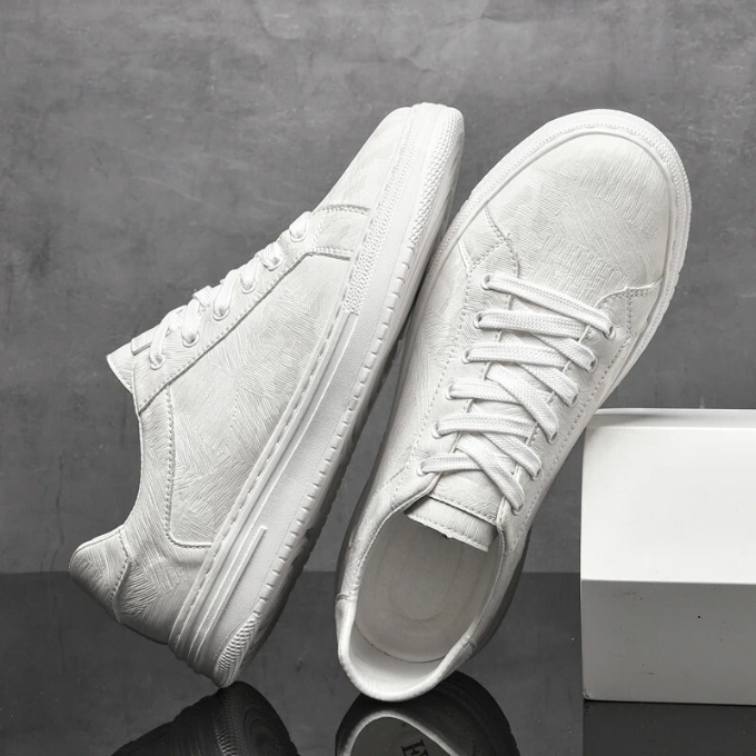 Belmont Classic Leather Sneaker