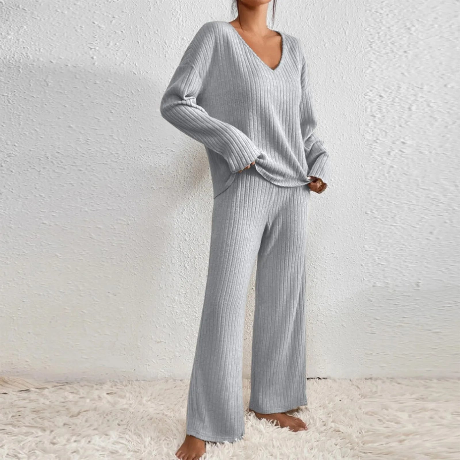 Kathy | 2-Piece Knitted Set with V-Neck