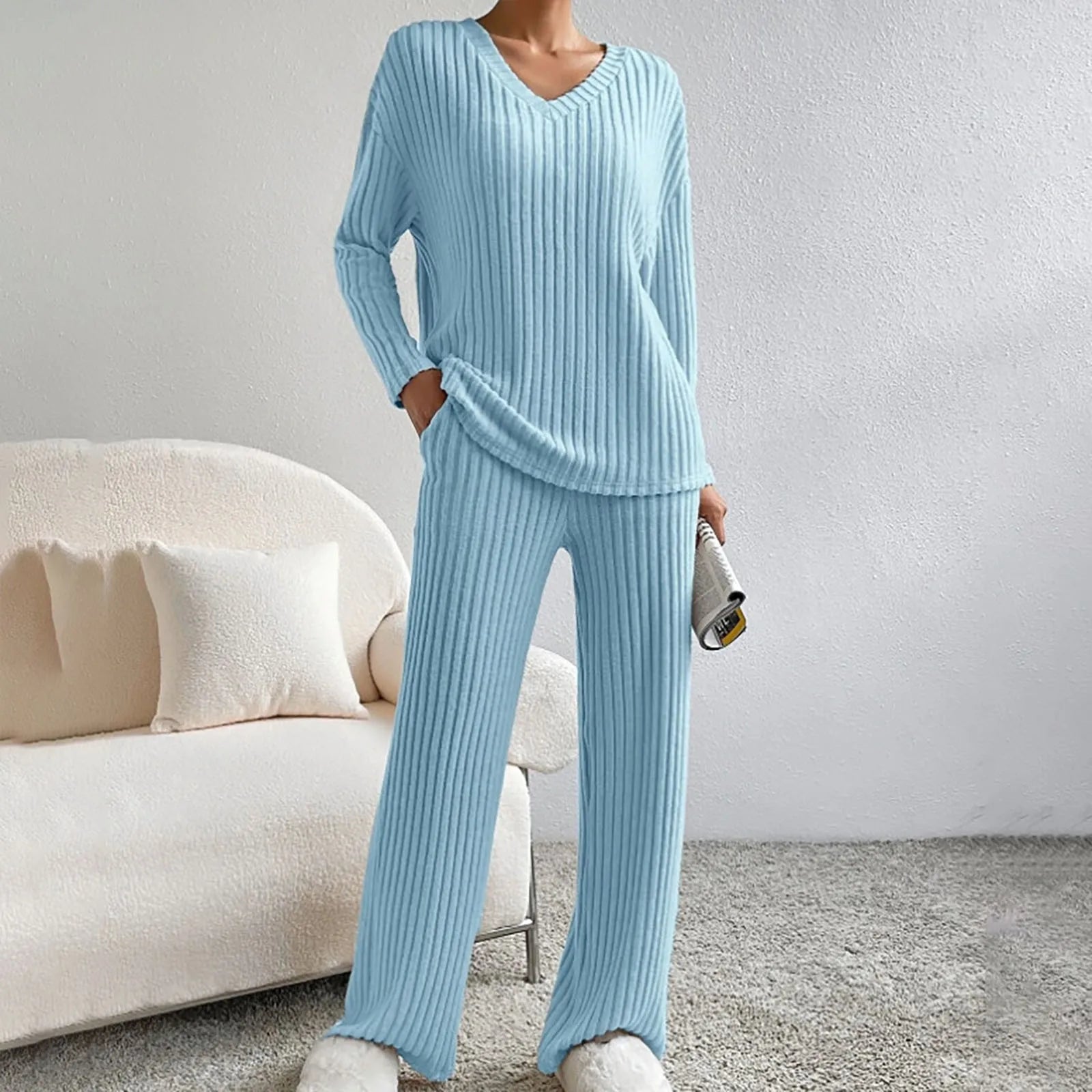 Kathy | 2-Piece Knitted Set with V-Neck