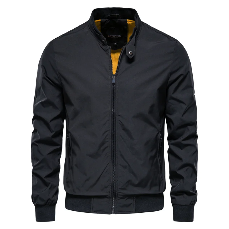 Behrend – Sporty and Elegant Bomber Jacket